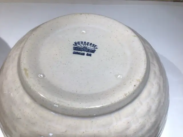 Vintage Sunburst  "Basketweave" bowl set - Medicine Potteries - Photo 8