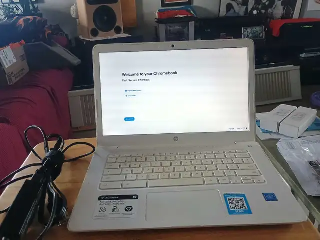 HP Google Chromebook(white)