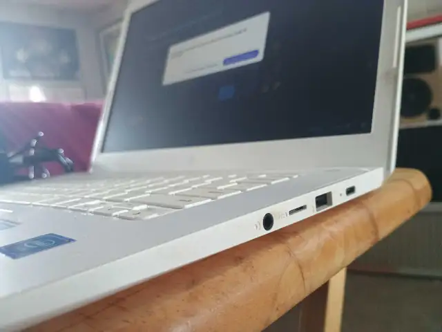 HP Google Chromebook(white) - Photo 4