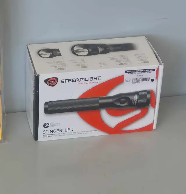 Streamlight Stinger LED Flashlight (30282370)