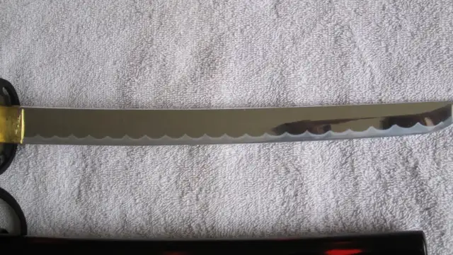 JAPANESE TANTO SWORD WITH SCABBARD ON DISPLAY STAND - Photo 9