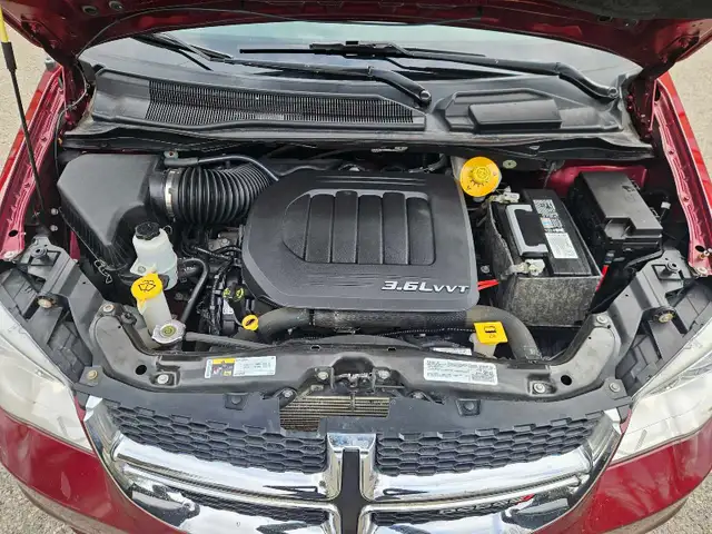 2016 Dodge Grand Caravan SE 'LOW KM'S' - Photo 10