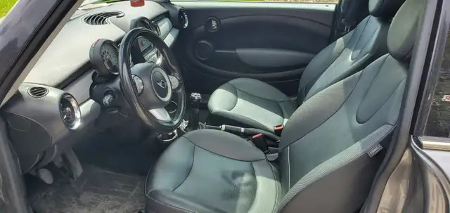 2011 Mini Cooper - Photo 7