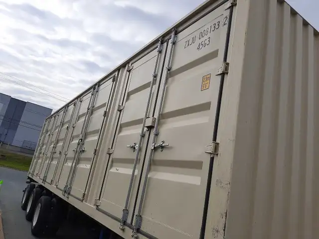 New (1-trip) 40ft High Cube (Open Side - 4-door) - Photo 2