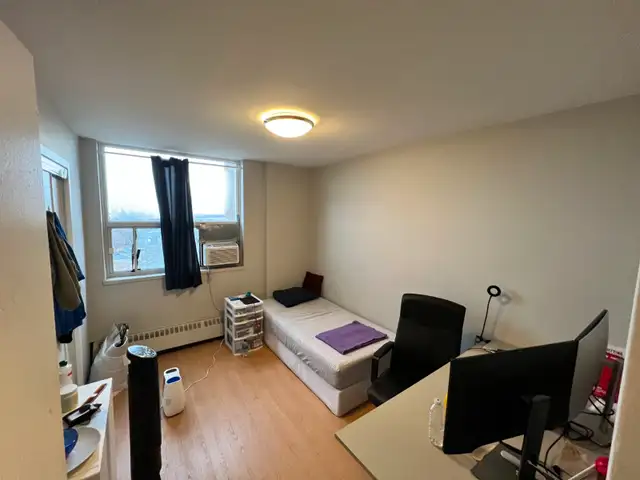 2 bedrooms available in a beautiful 3bhk Appartment - Photo 2