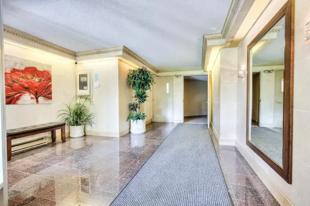 Condo 4 1/2 à louer – St-Laurent – 2200$/mois – Dispo 1er juil. - Photo 3