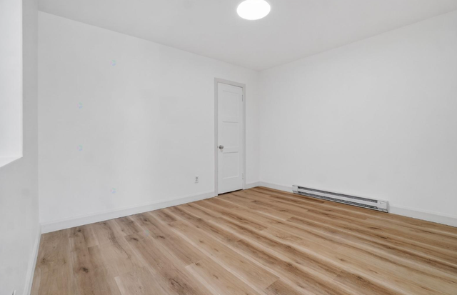 5 ½ rénové, lumineux – RDC – Métro à 5 min – 1950$/mois - Photo 4