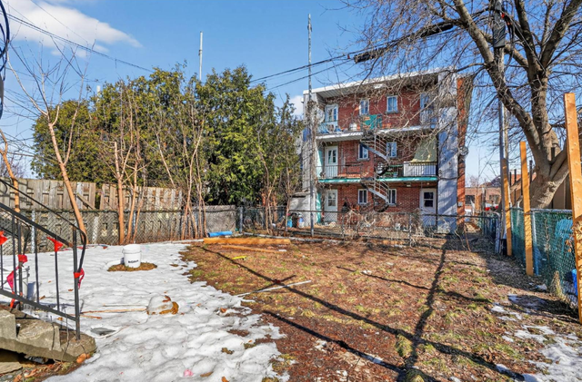 5 ½ rénové, lumineux – RDC – Métro à 5 min – 1950$/mois - Photo 10