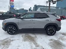 2023 Chevrolet TrailBlazer AWD 4dr LT - Photo 2