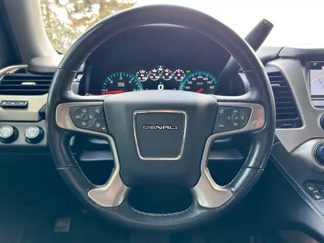 2019 GMC Yukon Black Edition | Clean Carfax - Photo 6