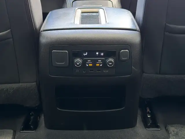 2019 GMC Yukon Black Edition | Clean Carfax - Photo 17