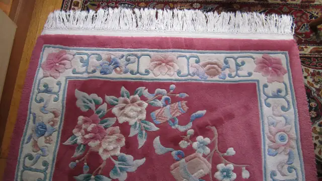 LOVELY 42"X 69" HANDMADE ORIENTAL STYLE WOOL RUG - Photo 4