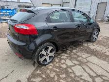 2013 Kia Rio - Photo 3