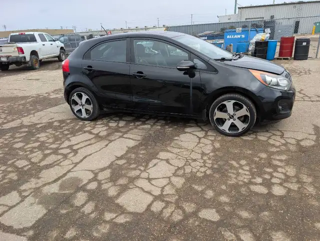 2013 Kia Rio - Photo 9