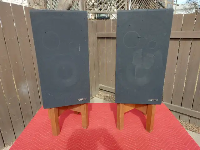 stereo speakers with stands - Photo 5