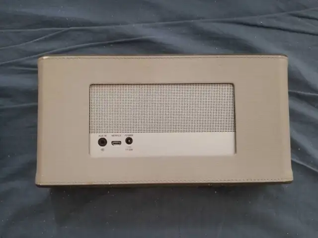 Bose SoundLink III Bluetooth wireless speaker - Photo 2
