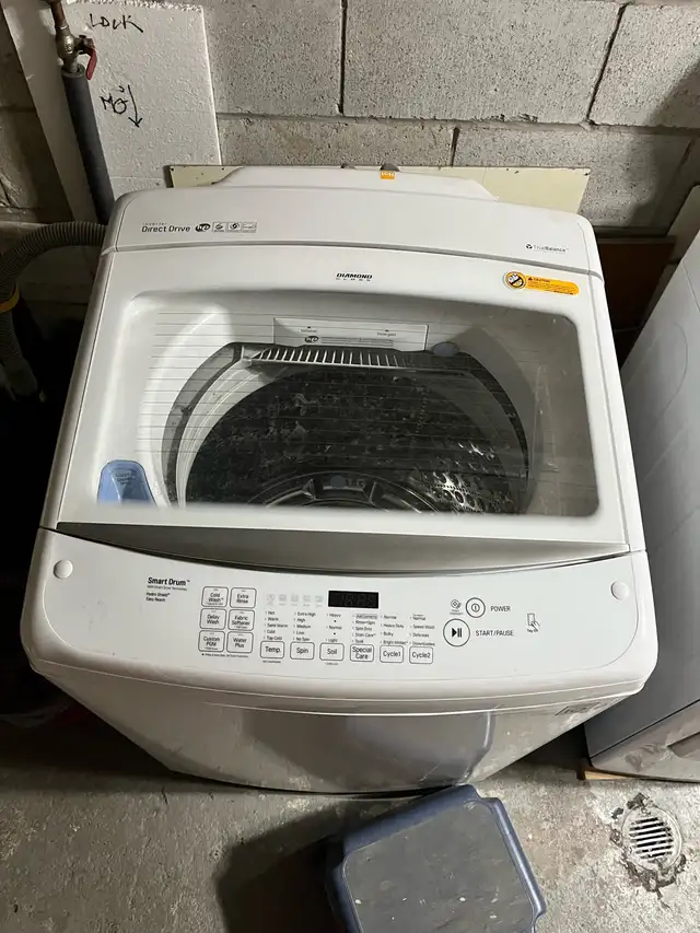 LG Washer and  dryer - Photo 3