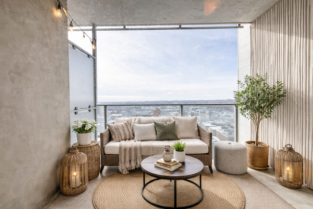 MODERN 1-BEDROOM   DEN CONDO WITH STUNNING CITY VIEWS - Photo 5