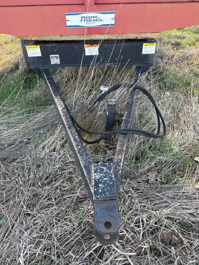 8 ton dump box wagon - Photo 2