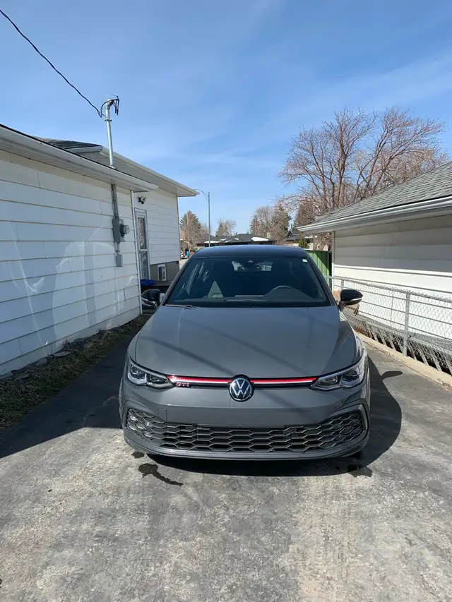 2024 VW Golf GTI: 380 Autobahn 2 - Photo 2