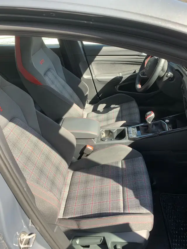 2024 VW Golf GTI: 380 Autobahn 2 - Photo 5