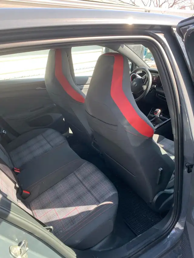 2024 VW Golf GTI: 380 Autobahn 2 - Photo 7