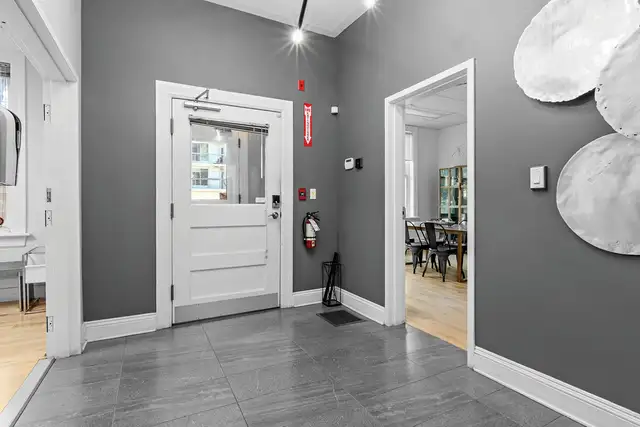 226 Argyle Ave | Commercial Office Building for Sale - Photo 3