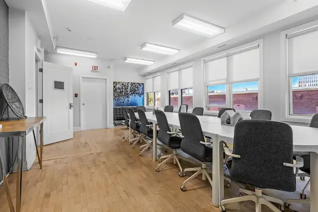 226 Argyle Ave | Commercial Office Building for Sale - Photo 25