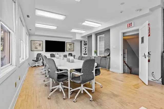 226 Argyle Ave | Commercial Office Building for Sale - Photo 26