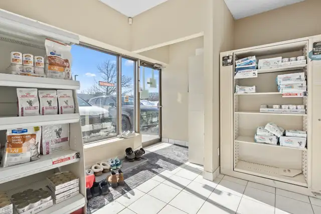 591 March Rd., Unit 1 | Retail Space for Lease in Kanata - Photo 4