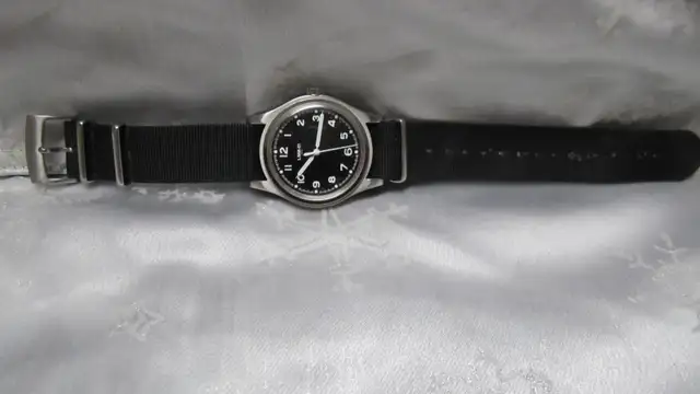 MERCI INSTRUMENTS LMM-01 PROJET SPECIAL FIELD WATCH - Photo 4