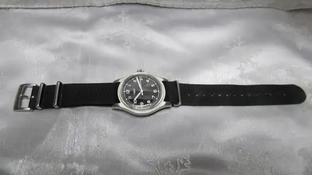 MERCI INSTRUMENTS LMM-01 PROJET SPECIAL FIELD WATCH - Photo 5