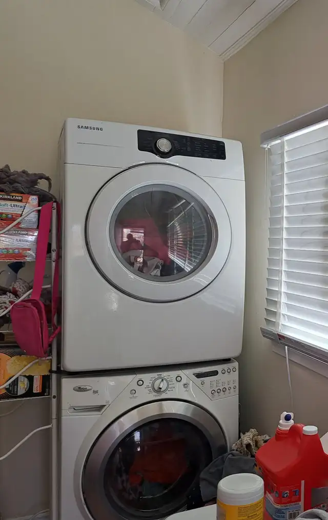 2 Bed   2 Bath Large Apartment for RENT in Niagara Falls - Photo 2