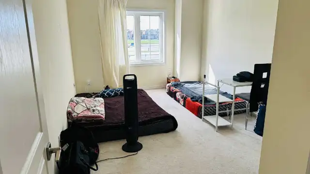 room for rent - Photo 4