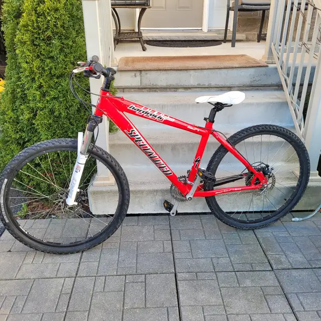 Specialized Hardrock Sport Mountain Bike With Disc Brakes
