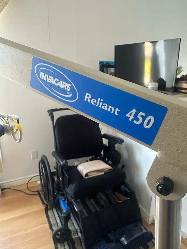 Patient Lift with Sling - Photo 2