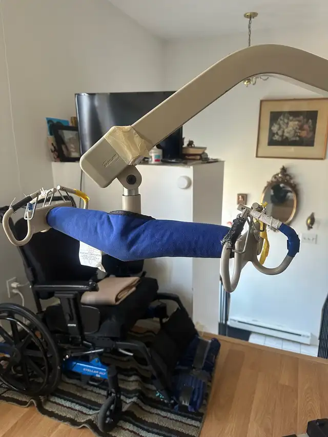 Patient Lift with Sling - Photo 5