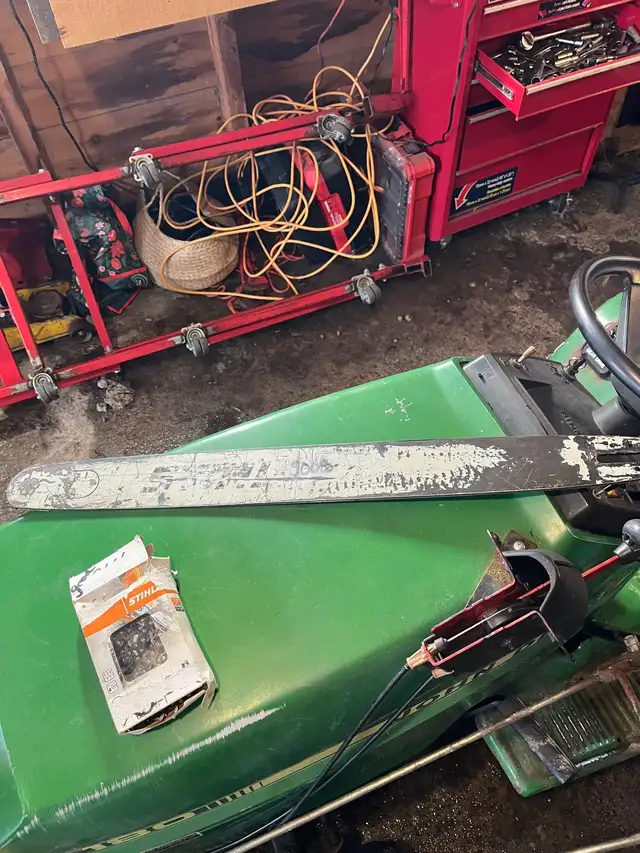 28" Stihl Rollomatic Bar and Chain - Photo 3