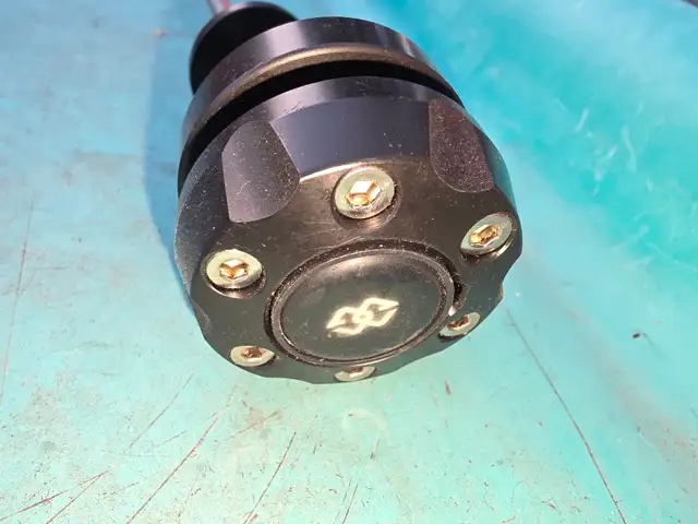 2004-2006 Yamaha R1 Gilles Rear Axle Protector Complete - Photo 2