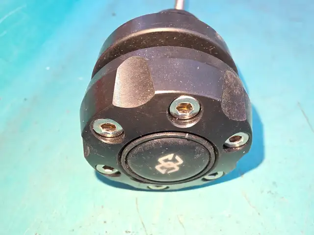 2004-2006 Yamaha R1 Gilles Rear Axle Protector Complete - Photo 3