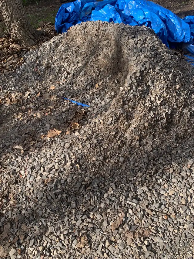 gravel  for free - Photo 3