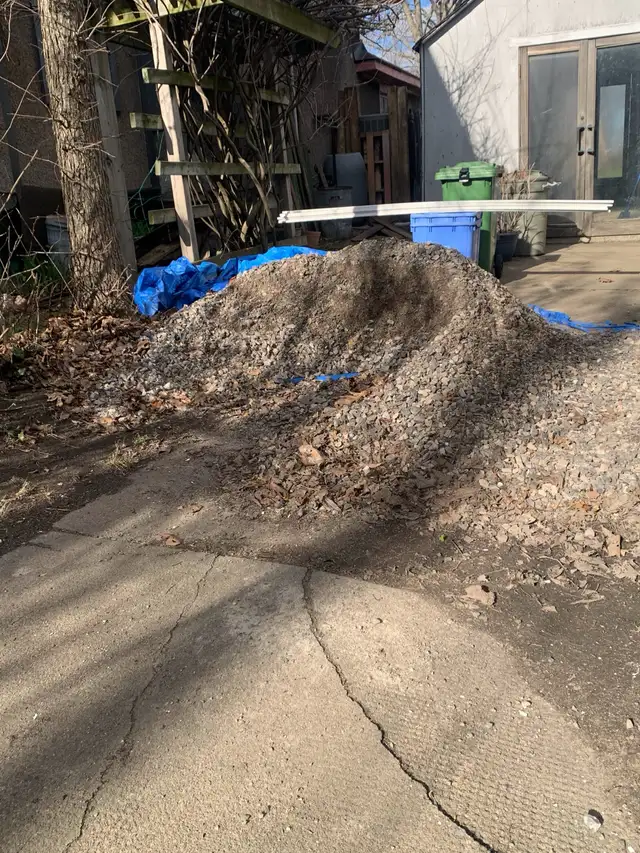 gravel  for free - Photo 4