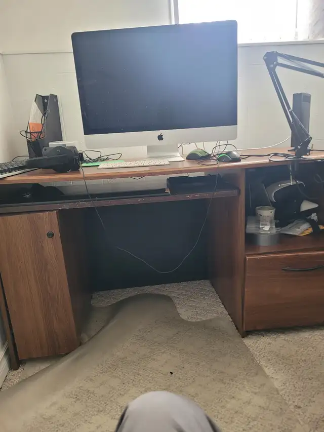 Free furniture available for pick up - Photo 2