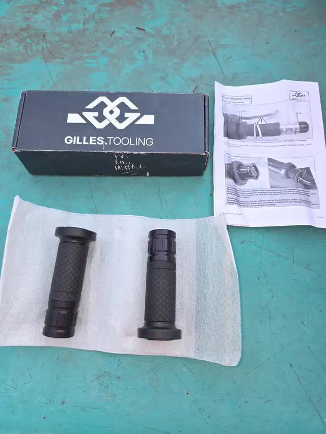 Gilles Tooling Universal Hand Grips W Original Box Instructions