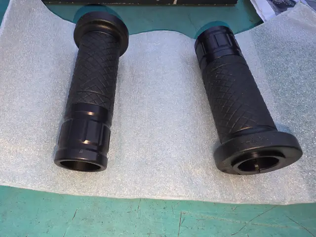 Gilles Tooling Universal Hand Grips W Original Box Instructions - Photo 2