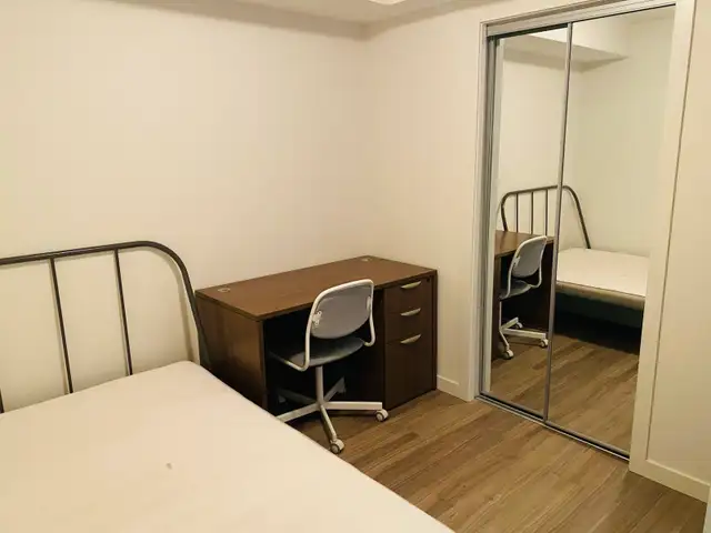 U3 Academy Way 2b2b Room for Rent - Photo 4