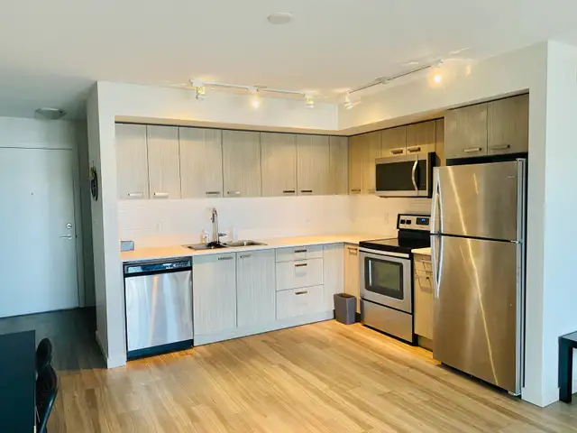 U3 Academy Way 2b2b Room for Rent - Photo 6