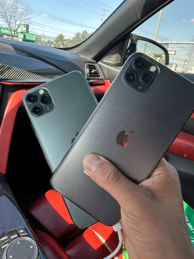 iPhone 11 Pro Max 256gb Airpods/Charger Set/Delivery