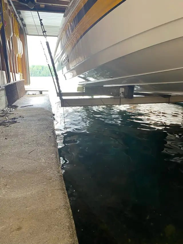 ABL Boat Lift with GE Motor - Photo 2