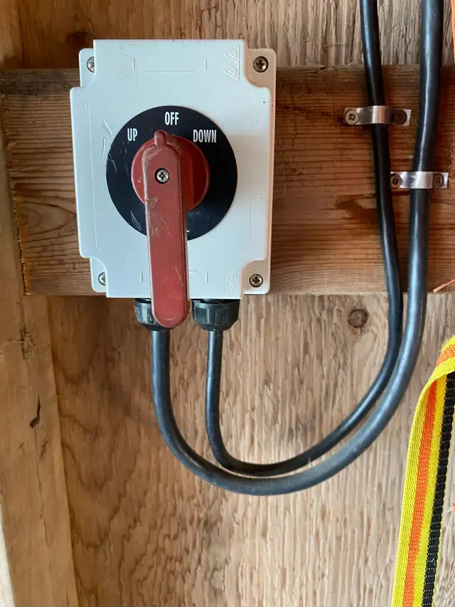 ABL Boat Lift with GE Motor - Photo 8